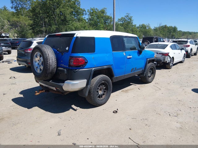 Toyota FJ Cruiser
