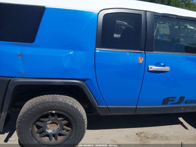 Toyota FJ Cruiser