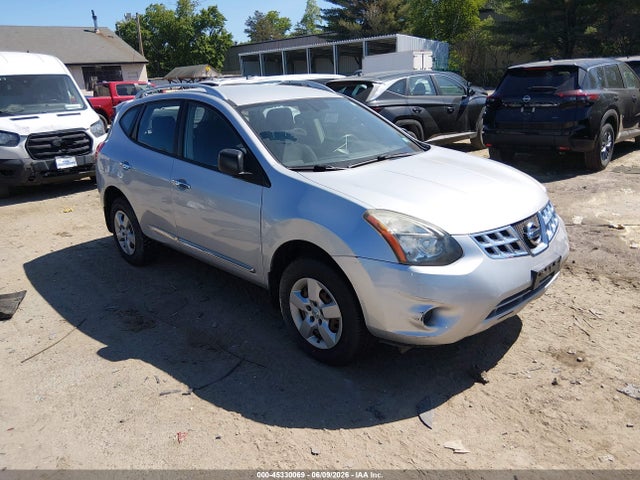 Salvage Nissan Rogue Image