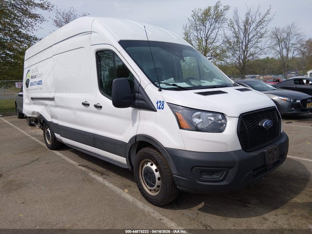 Salvage Ford Transit Image