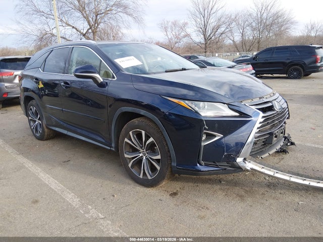 Salvage Lexus RX Image