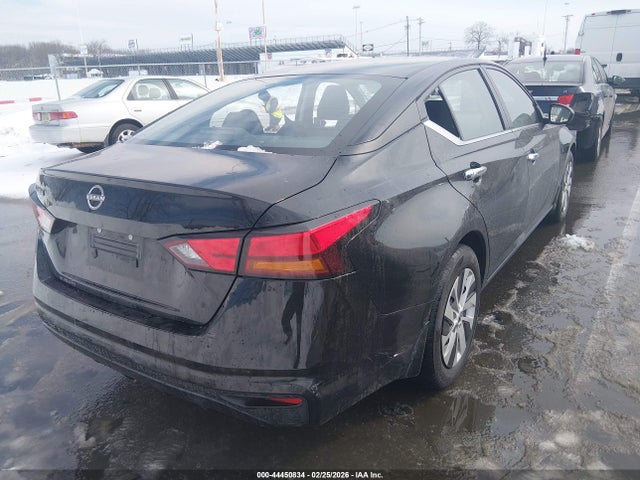 Nissan Altima S Fwd