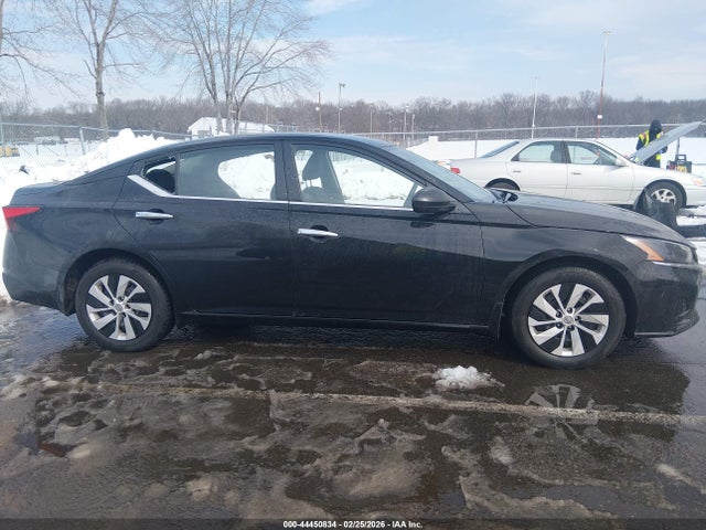 Nissan Altima S Fwd