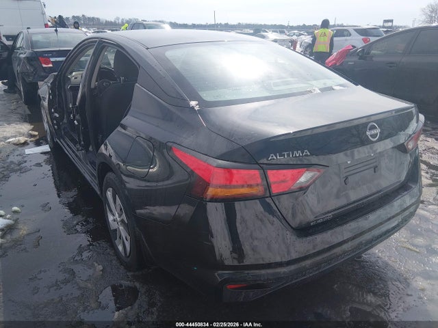 Nissan Altima S Fwd
