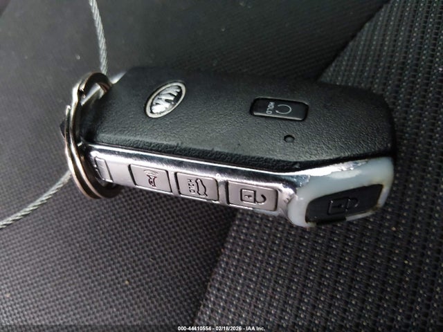 Kia K5 Lxs