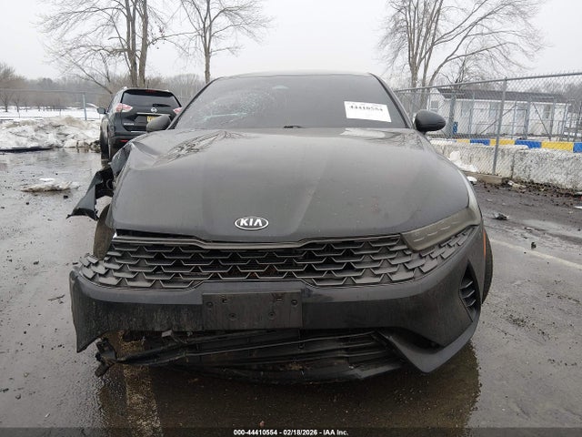 Kia K5 Lxs