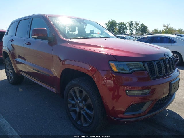 Salvage Jeep Grand Cherokee Image