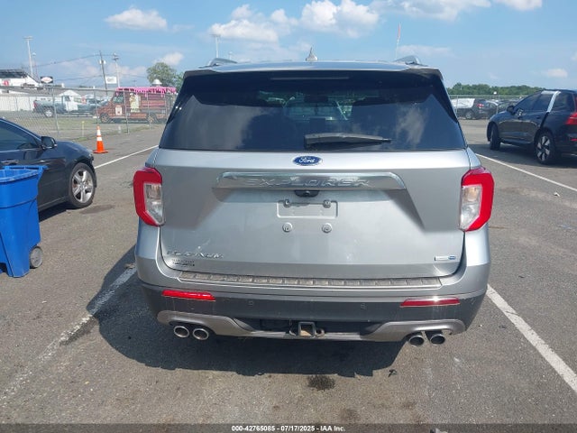 Ford Explorer Platinum