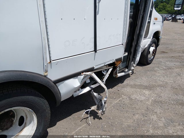 Ford E-350