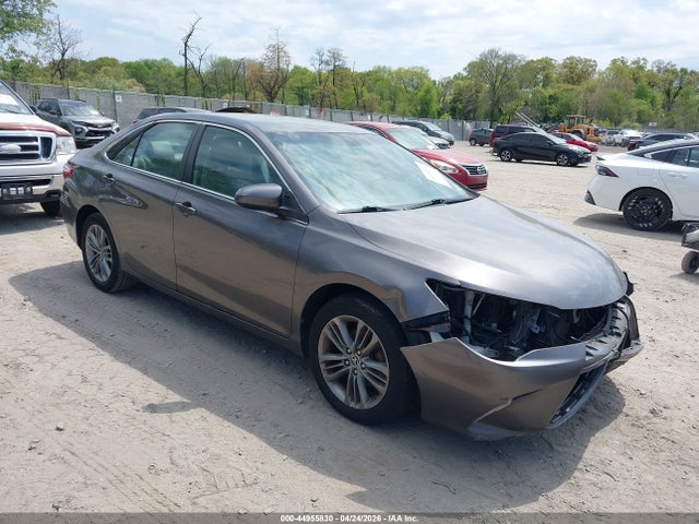 Salvage Toyota Camry Image