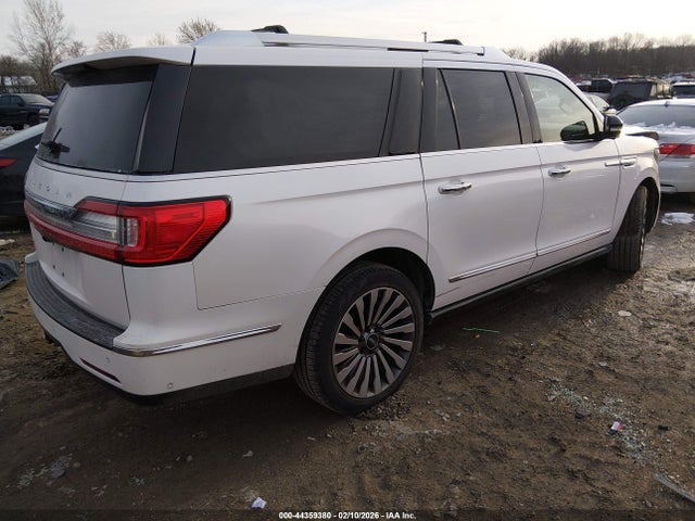 Lincoln Navigator Reserve