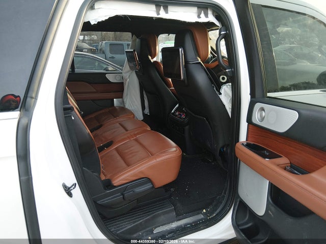 Lincoln Navigator Reserve