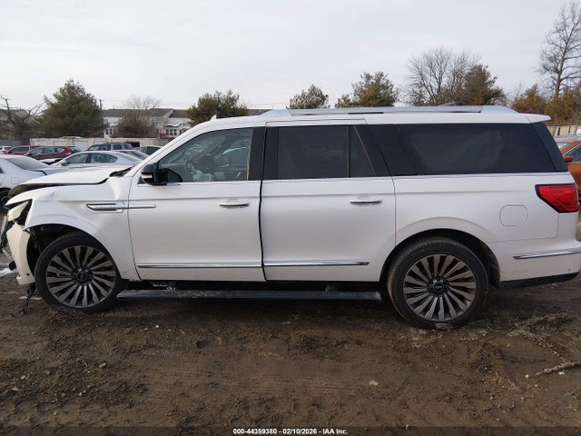 Lincoln Navigator Reserve