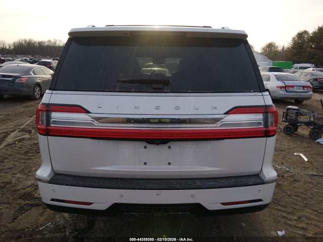 Lincoln Navigator Reserve