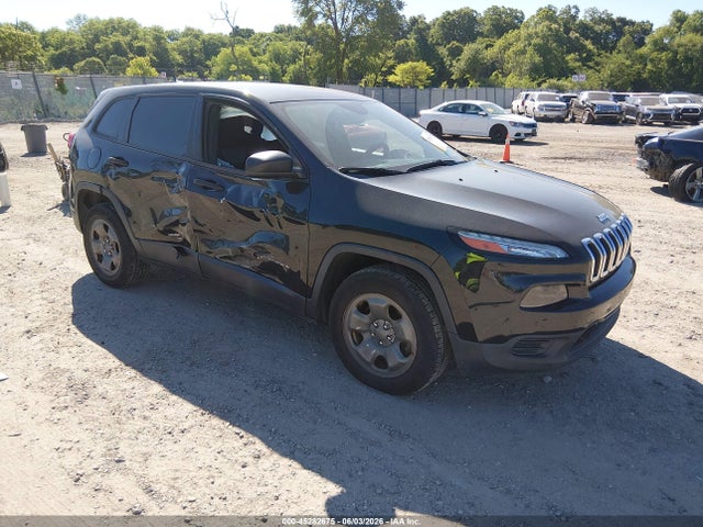 Salvage Jeep Cherokee Image
