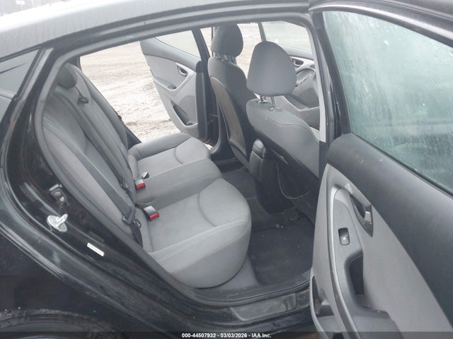 Hyundai ELANTRA Se