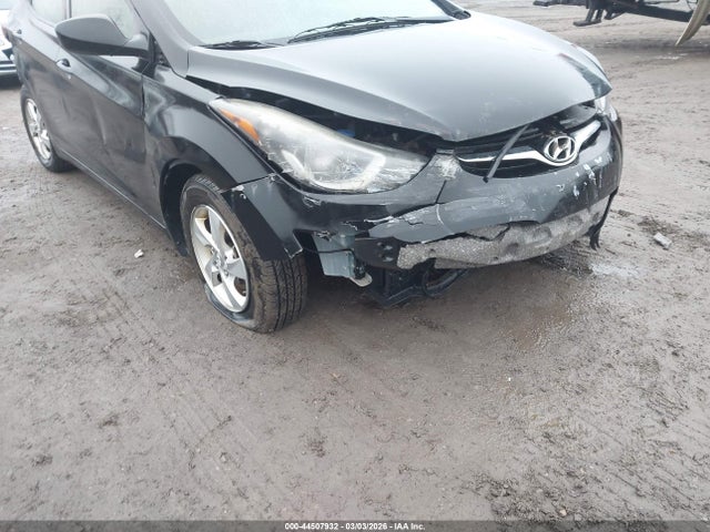 Hyundai ELANTRA Se