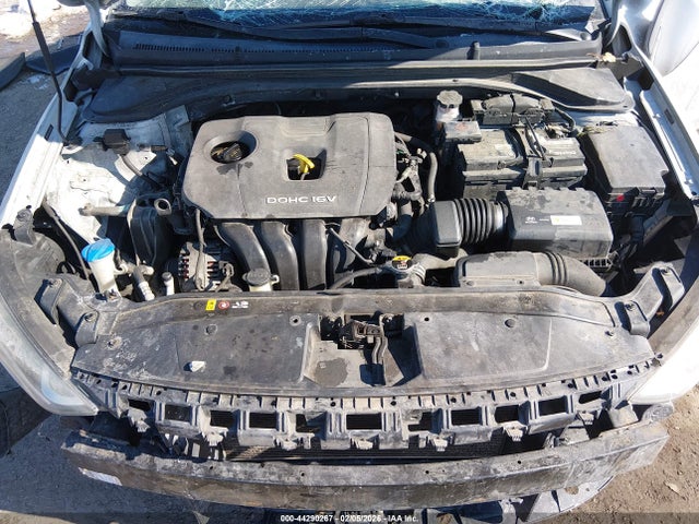 Hyundai ELANTRA Limited