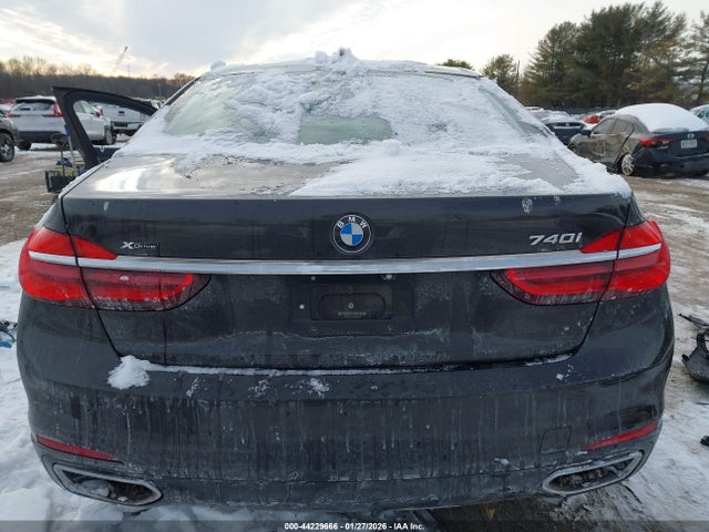 BMW 7 Series Xdrive