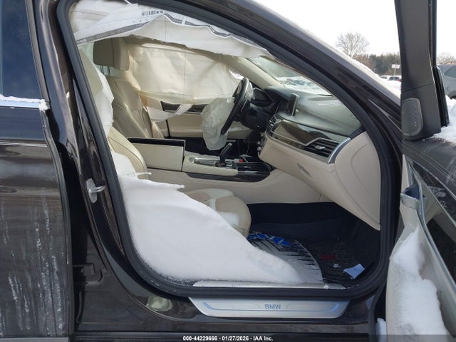 BMW 7 Series Xdrive