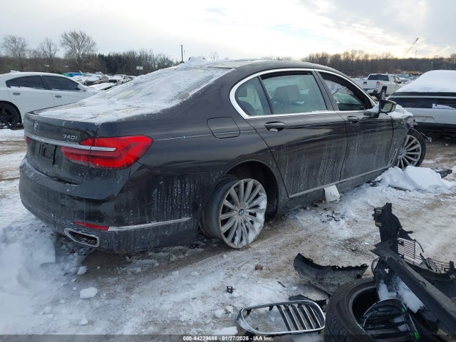 BMW 7 Series Xdrive