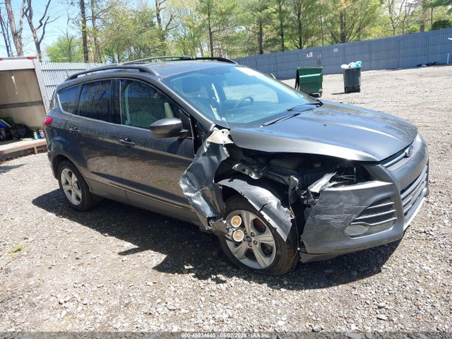 Salvage Ford Escape Image
