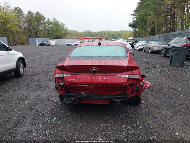 Hyundai ELANTRA Sel