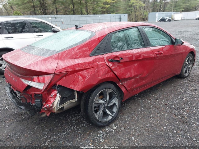 Hyundai ELANTRA Sel