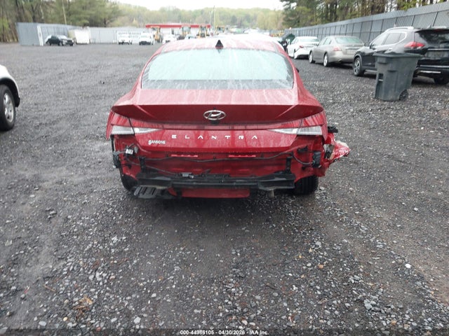 Hyundai ELANTRA Sel