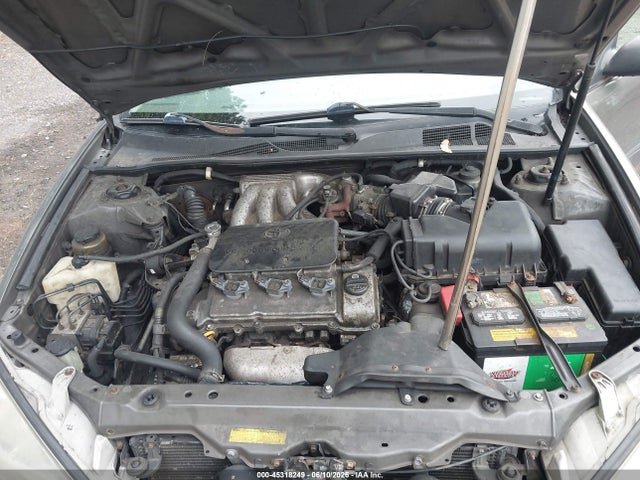 Toyota Camry Le V6