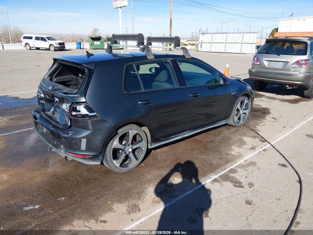 Volkswagen Golf 2.0t S 4-door