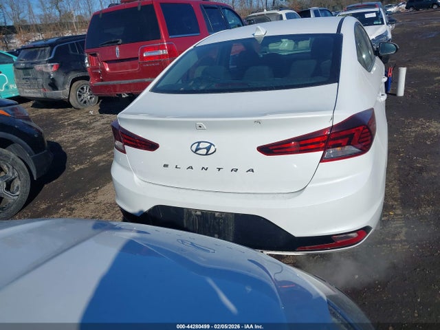 Hyundai ELANTRA Value Edition