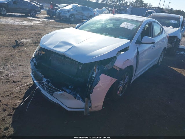 Hyundai ELANTRA Value Edition