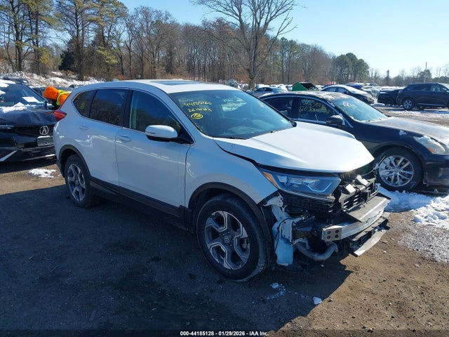 Salvage Honda CR-V Image