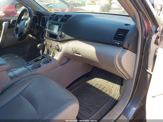 Toyota Highlander Se V6