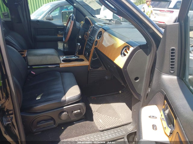 Ford F-150 Lariat
