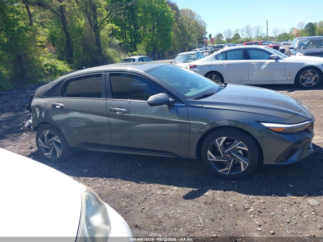 Hyundai ELANTRA Limited