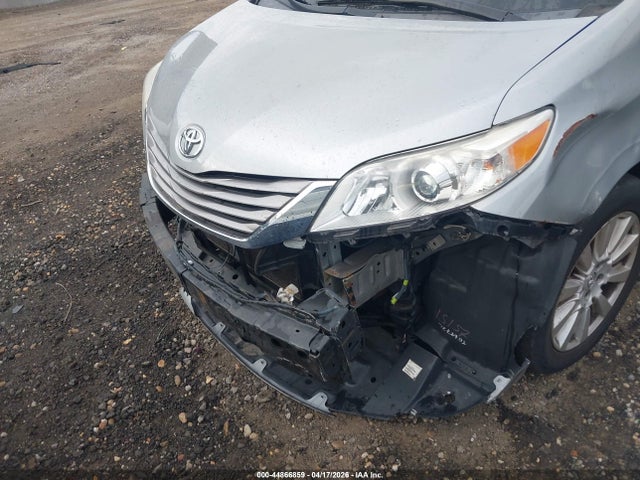 Toyota Sienna Xle 7 Passenger