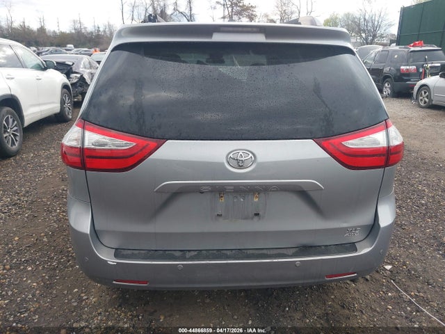 Toyota Sienna Xle 7 Passenger