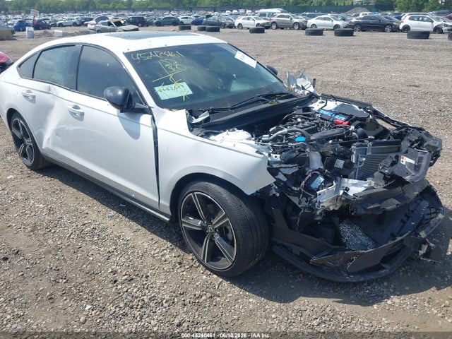 Salvage Honda Accord Image