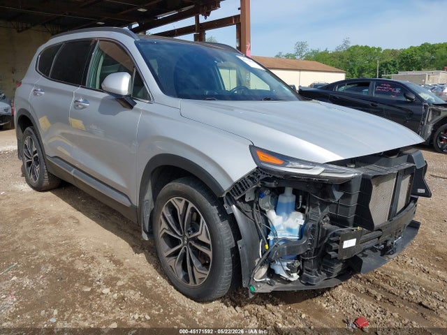 Salvage Hyundai SANTA FE Image