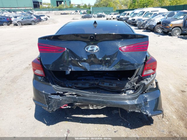 Hyundai ELANTRA Value Edition