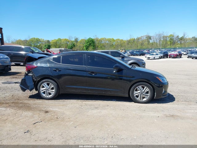 Hyundai ELANTRA Value Edition
