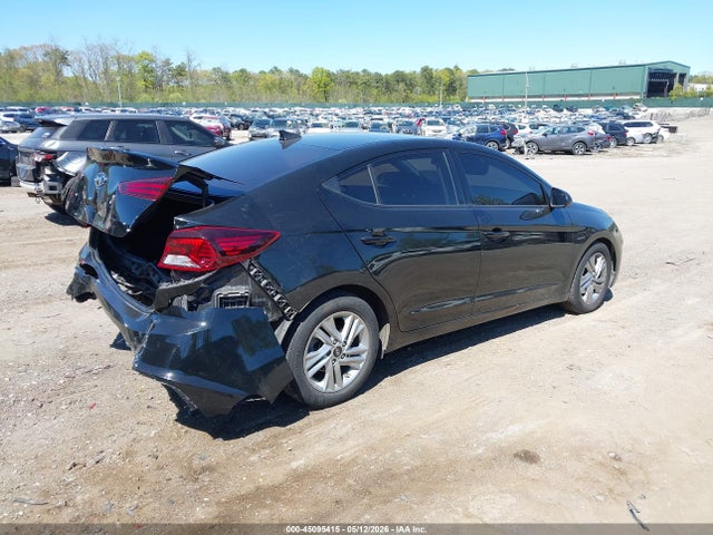Hyundai ELANTRA Value Edition