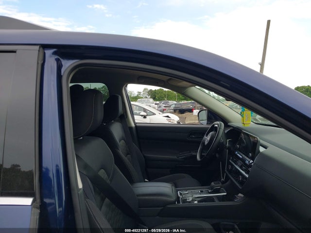 Nissan Pathfinder Sv 4wd