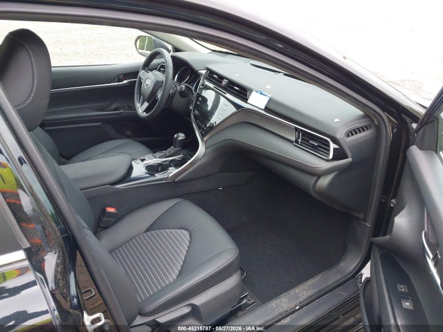 Toyota Camry Se Hybrid
