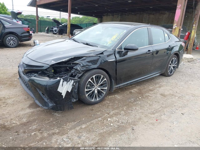 Toyota Camry Se Hybrid