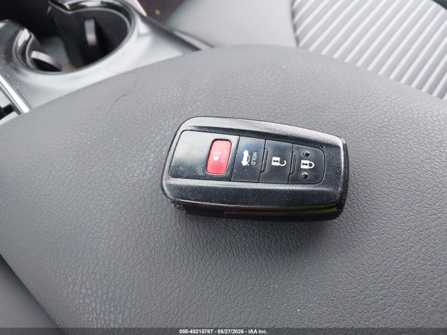 Toyota Camry Se Hybrid