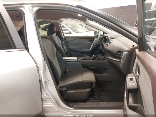 Nissan Rogue Sv Intelligent Awd