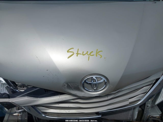 Toyota Sienna Le 8 Passenger